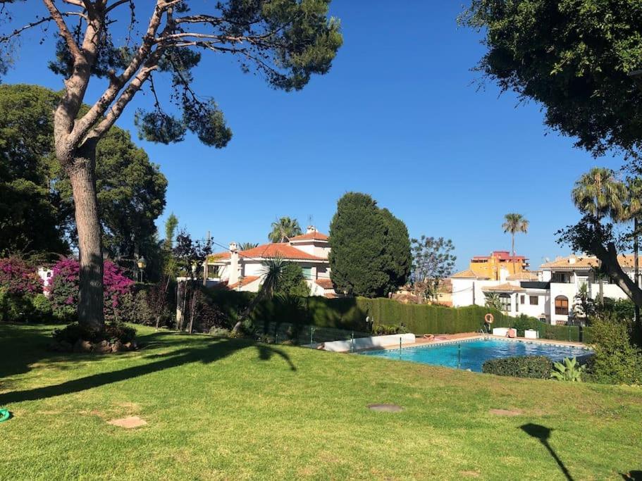 Apartamento Torremolinos 5 Personas + Parking + Piscina Todo El Ano מראה חיצוני תמונה