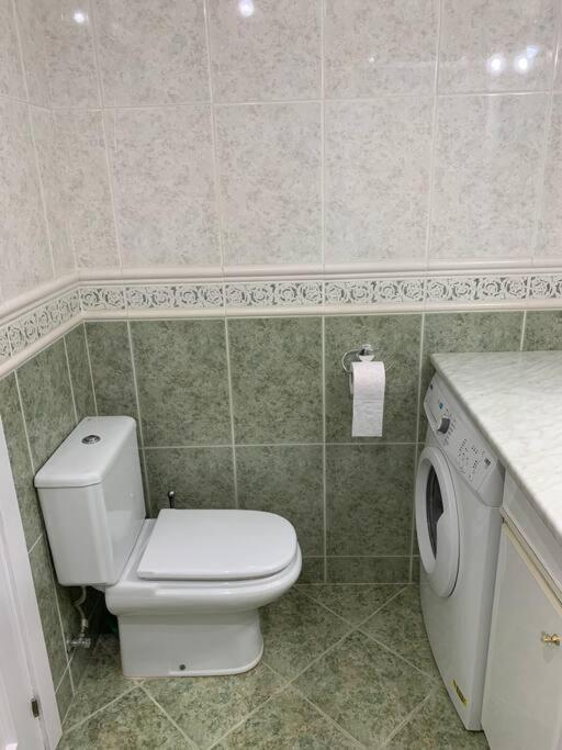 Apartamento Torremolinos 5 Personas + Parking + Piscina Todo El Ano מראה חיצוני תמונה