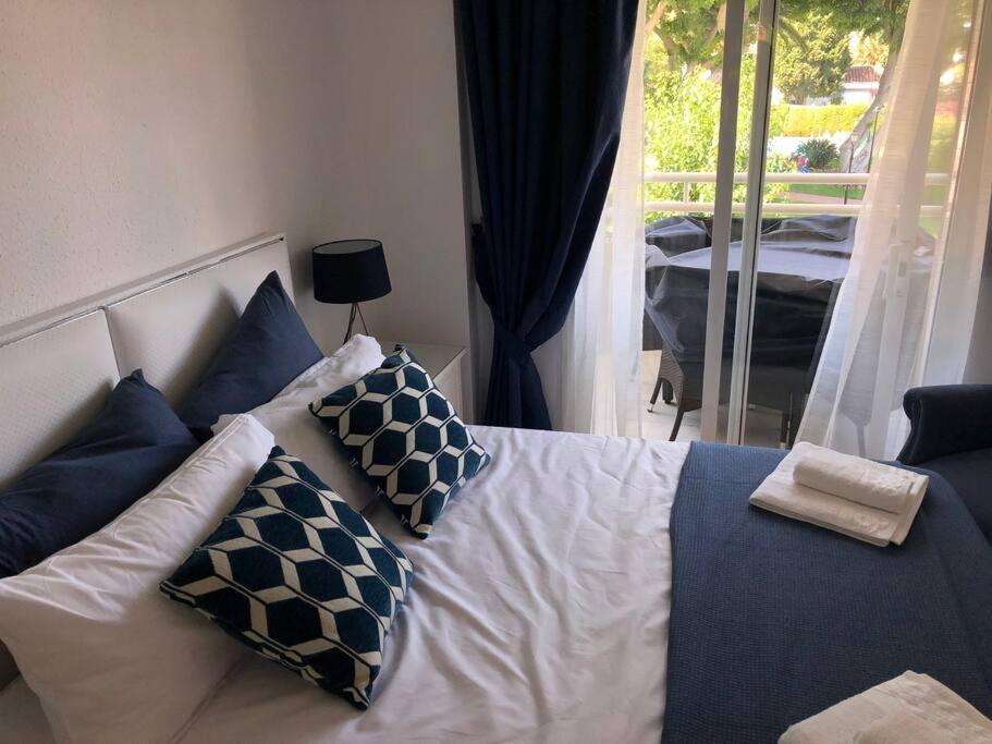 Apartamento Torremolinos 5 Personas + Parking + Piscina Todo El Ano מראה חיצוני תמונה