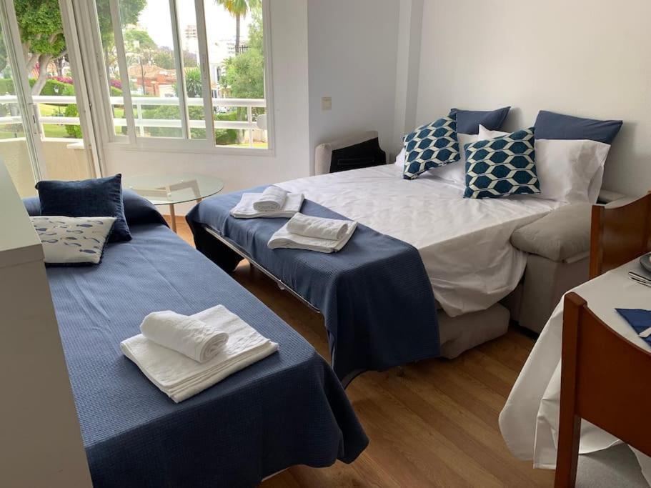 Apartamento Torremolinos 5 Personas + Parking + Piscina Todo El Ano מראה חיצוני תמונה