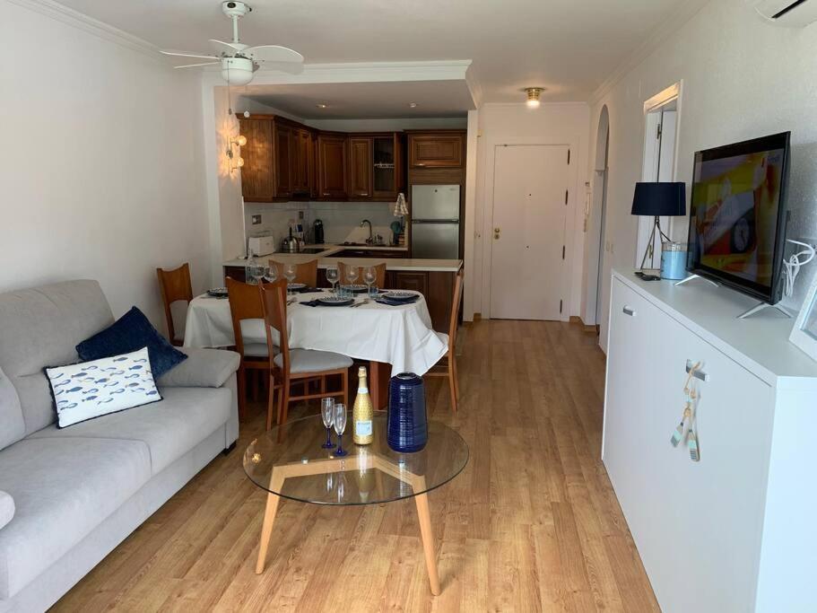 Apartamento Torremolinos 5 Personas + Parking + Piscina Todo El Ano מראה חיצוני תמונה