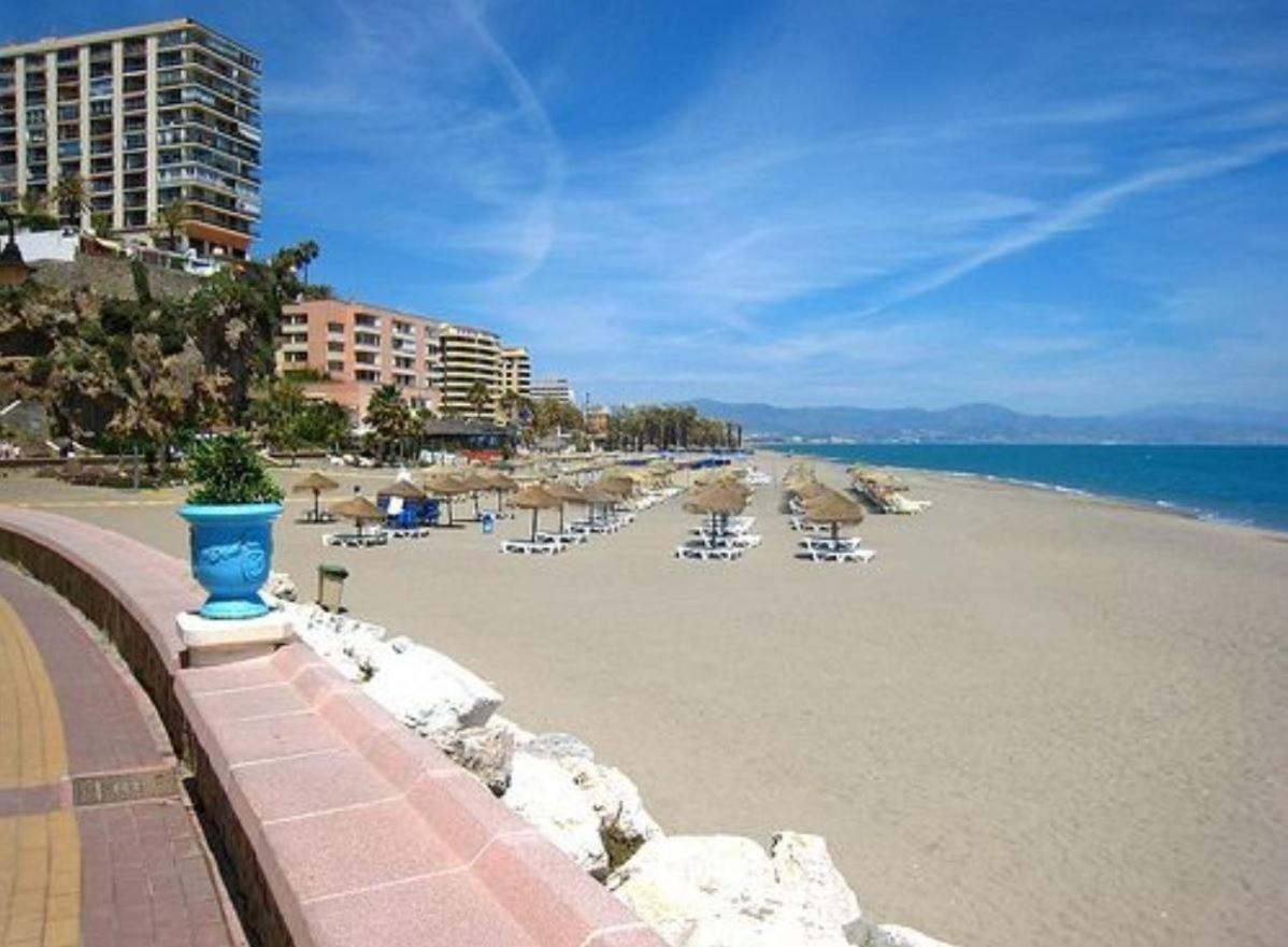 Apartamento Torremolinos 5 Personas + Parking + Piscina Todo El Ano מראה חיצוני תמונה